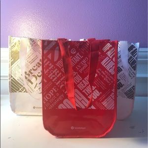 Lululemon bags!